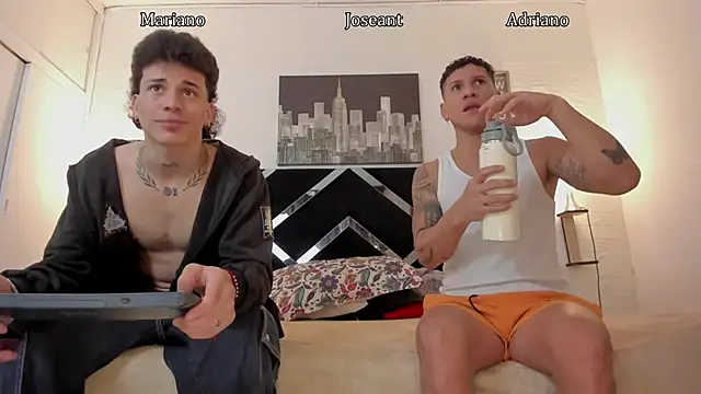 nakedfoam1 online show from November 19, 5:07 am