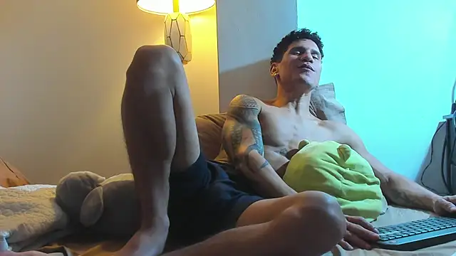 nakedfoam1 online show from July 27, 3:57 am