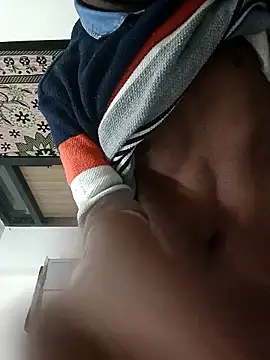 devilsam3327 online show from February 18, 9:23 pm