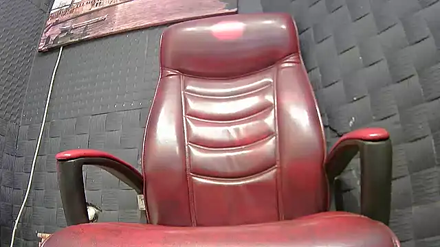 hardbigcock16 online show from December 4, 7:37 am