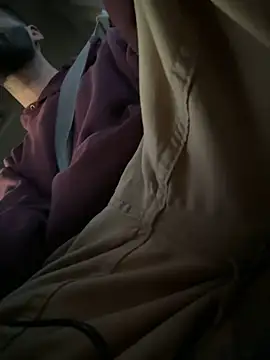 Snapshot of indosmoke chatting on February 21, 2:06 am indosmoke online show from February 21, 2:06 am