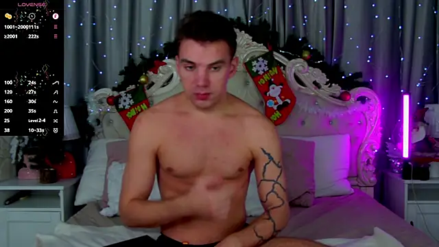 ArthurWhitee online show from January 24, 3:43 am