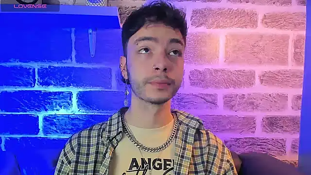 noah ricci online show from September 25, 12:37 pm