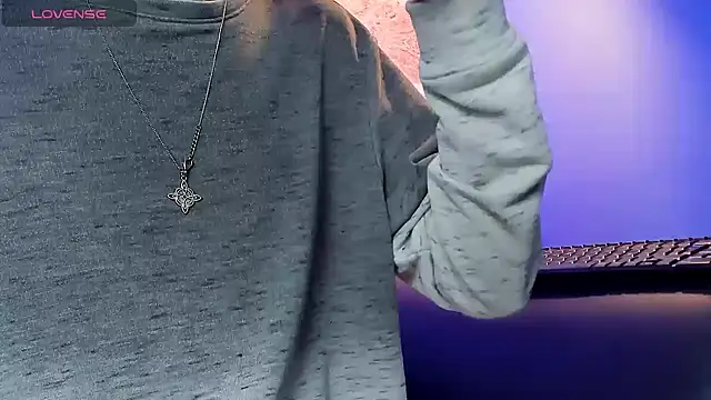 noah ricci online show from September 21, 1:33 pm