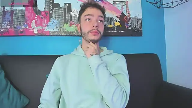 noah ricci online show from December 14, 12:01 pm