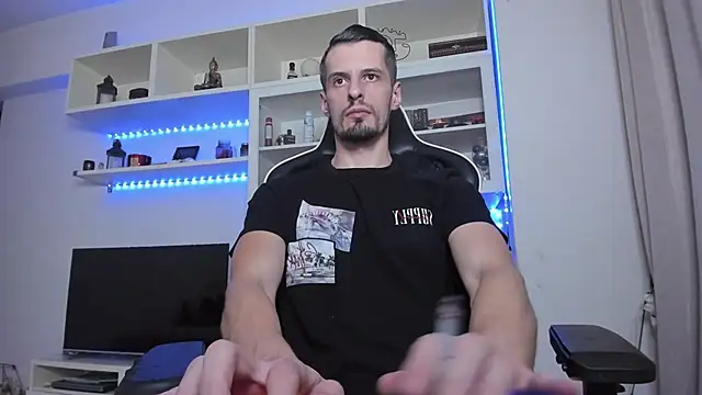 ToddClaytonn online show from October 4, 9:08 pm