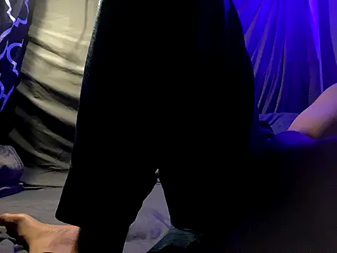 BigMac1596 online show from October 14, 7:43 pm