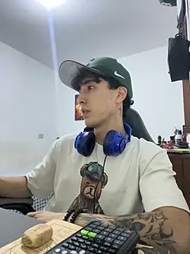 gojo satoru 18 online show from March 24, 2:06 am