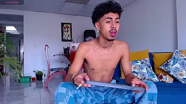 RyanRizzo online show from January 12, 6:59 pm