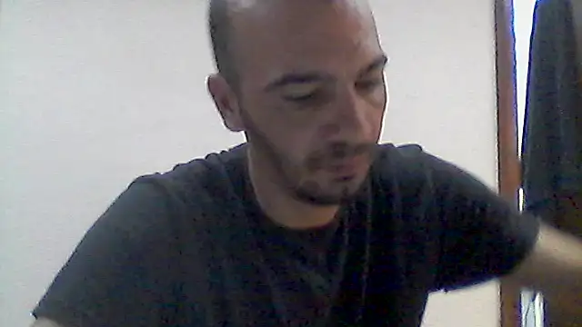 donnuozfutura online show from November 5, 5:42 am