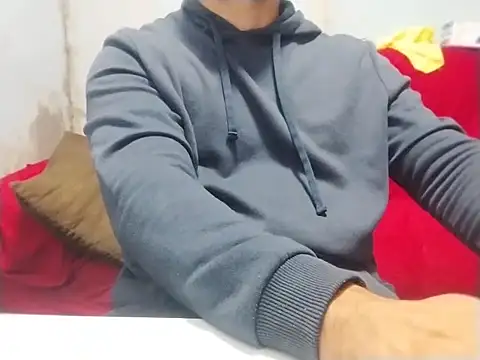 gustavorweb online show from April 27, 9:06 am