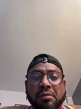 Snapshot of nickgode69 chatting on March 9, 1:37 pm nickgode69 online show from March 9, 1:37 pm