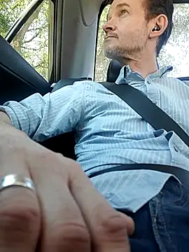 Drewpackn8 online show from October 1, 3:38 pm