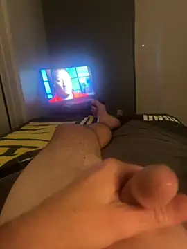 Snapshot of Firedad72FD chatting on December 22, 7:11 am Firedad72FD online show from December 22, 7:11 am