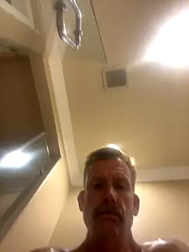 Snapshot of Firedad72FD chatting on September 9, 11:21 am Firedad72FD online show from September 9, 11:21 am