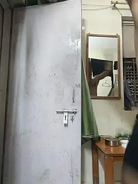 Wild-Honey online show from September 22, 2:05 pm