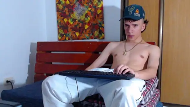 Keeny16 online show from January 17, 9:43 pm