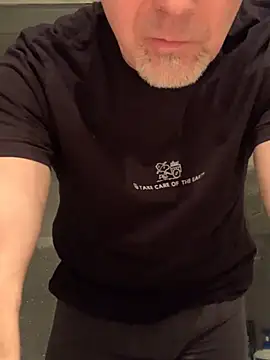 Snapshot of MaxVain chatting on January 21, 2:44 am MaxVain online show from January 21, 2:44 am