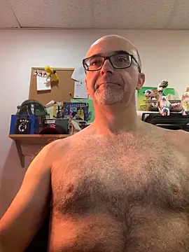 Snapshot of MaxVain chatting on December 19, 3:19 pm MaxVain online show from December 19, 3:19 pm