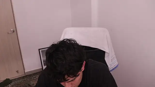 Tony Hoffa online show from April 1, 8:39 pm