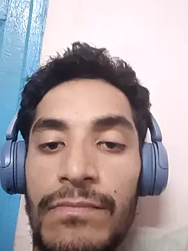 Snapshot of nskgenz chatting on October 29, 12:08 pm nskgenz online show from October 29, 12:08 pm