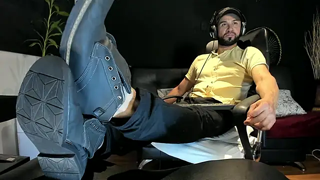 alessandro wye online show from October 29, 4:48 am