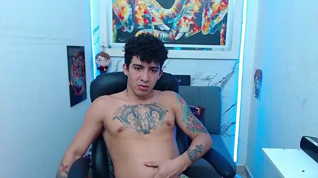 targuerian22 online show from November 14, 3:31 am