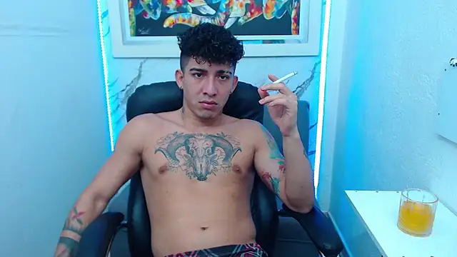 targuerian22 online show from October 3, 3:33 am