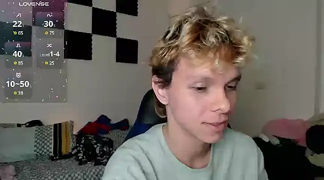 bryamado69 online show from December 17, 10:55 am