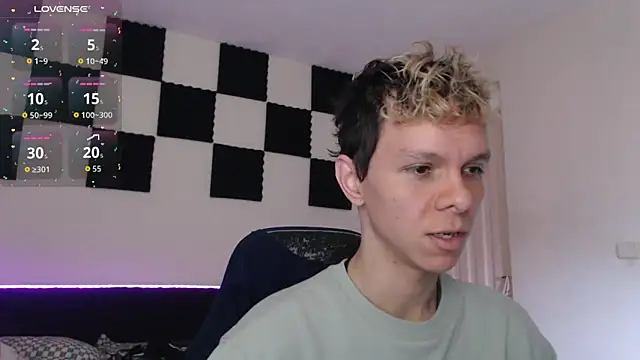 bryamado69 online show from October 1, 7:29 pm