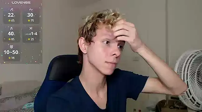 bryamado69 online show from December 12, 3:21 am