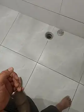 Gururonny07 online show from November 4, 12:33 am