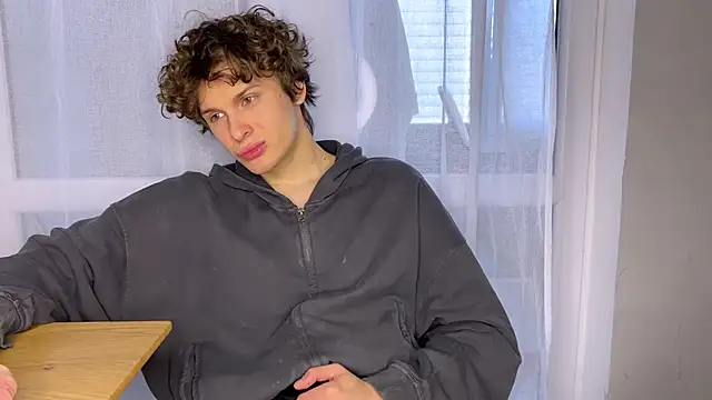 alyx garden online show from March 19, 10:07 am