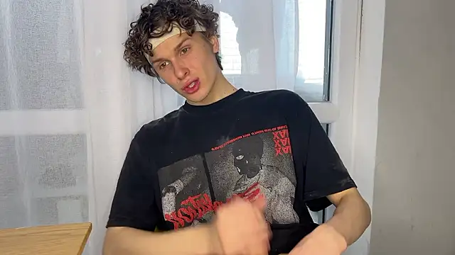 alyx garden online show from March 11, 8:54 am