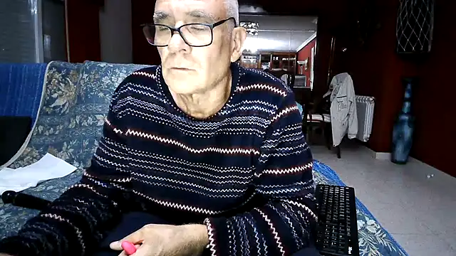 maduroguapo online show from November 5, 9:39 pm