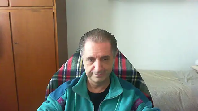 lliuk70mi online show from April 21, 2:01 pm