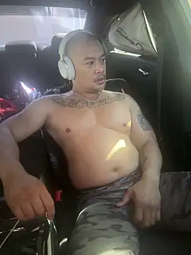 EatMyCake831 online show from March 18, 5:55 pm