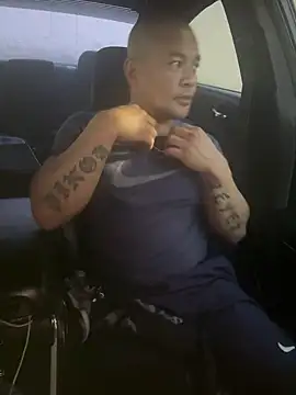 EatMyCake831 online show from December 17, 8:21 pm