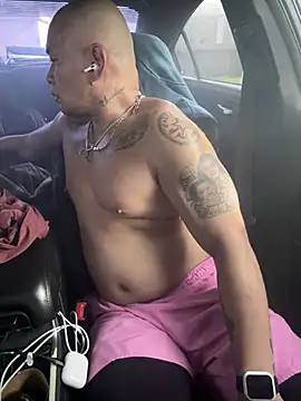 EatMyCake831 online show from January 4, 9:31 pm