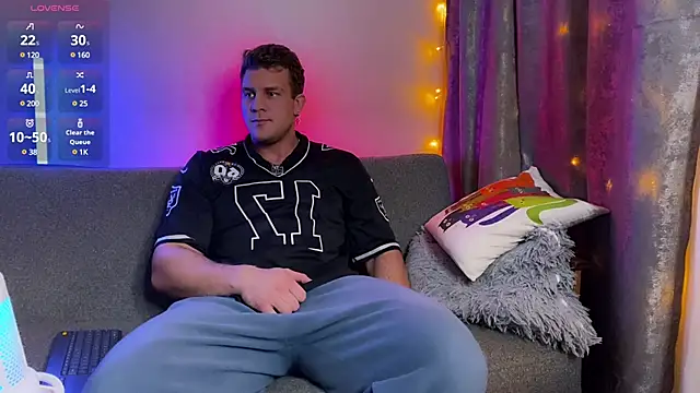 Adam misti online show from December 15, 3:20 pm