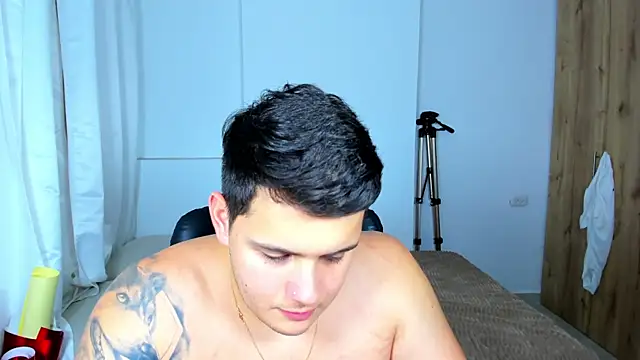 jhonstark09 online show from March 12, 9:24 pm