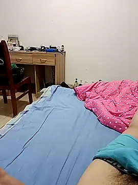 huzi518 online show from April 28, 2:11 pm