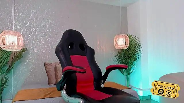 Colt Perci online show from December 13, 3:49 am