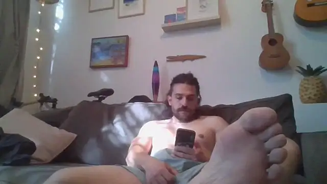 Mclozzz online show from July 7, 7:23 am