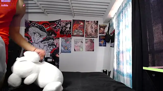 dylan fun18 online show from February 10, 9:08 pm