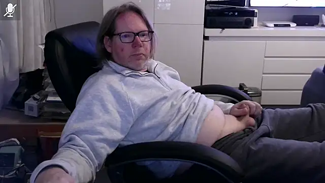 VSteph online show from March 22, 10:59 pm