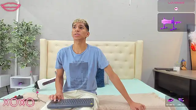 kieran derek online show from March 20, 3:23 am