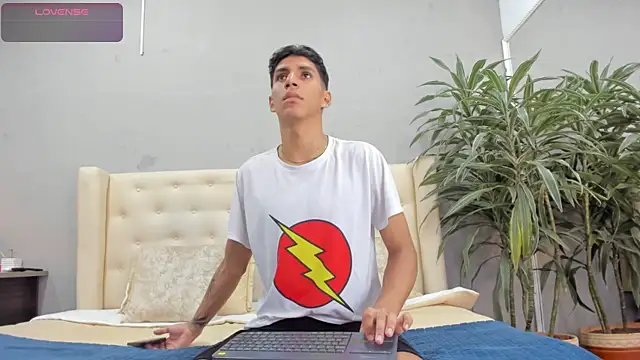 kieran derek online show from September 23, 3:39 am