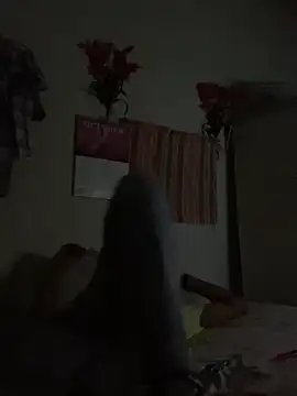 Snapshot of Johnras121 chatting on October 21, 12:25 am Johnras121 online show from October 21, 12:25 am