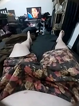 luluankle online show from March 6, 10:07 pm